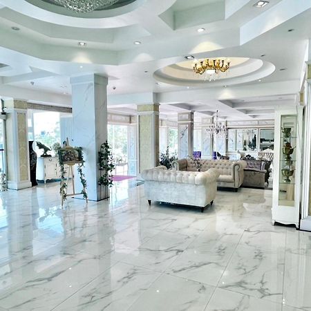 Napheera Royal Tel Hotel Ban Khlong Bang Krathiam Exterior photo