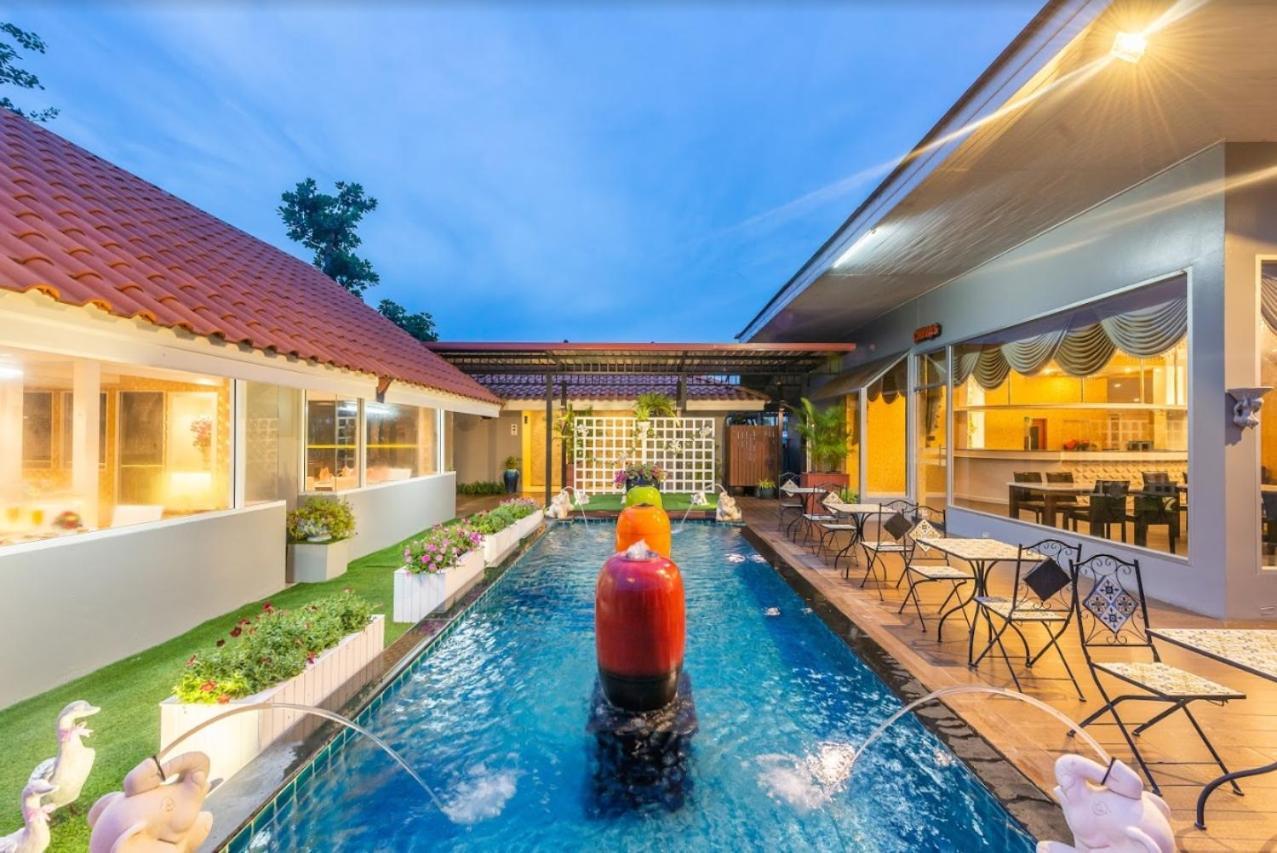 Napheera Royal Tel Hotel Ban Khlong Bang Krathiam Exterior photo