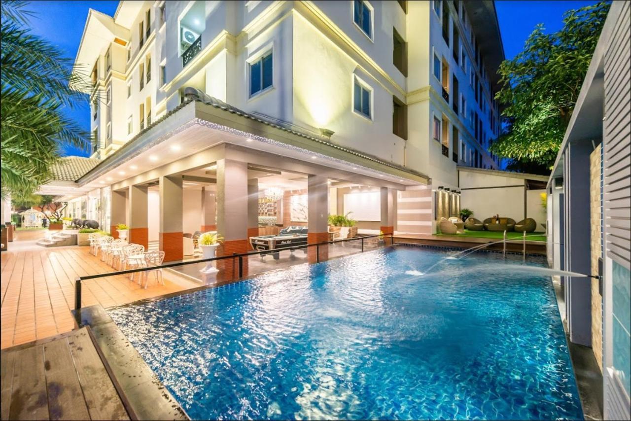 Napheera Royal Tel Hotel Ban Khlong Bang Krathiam Exterior photo