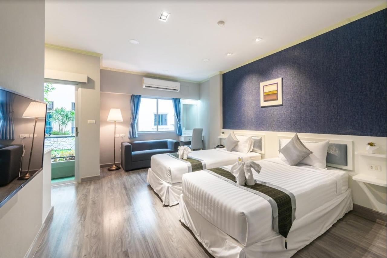 Napheera Royal Tel Hotel Ban Khlong Bang Krathiam Exterior photo